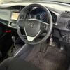 toyota corolla-axio 2017 GOO_JP_700055065930250509001 image 18