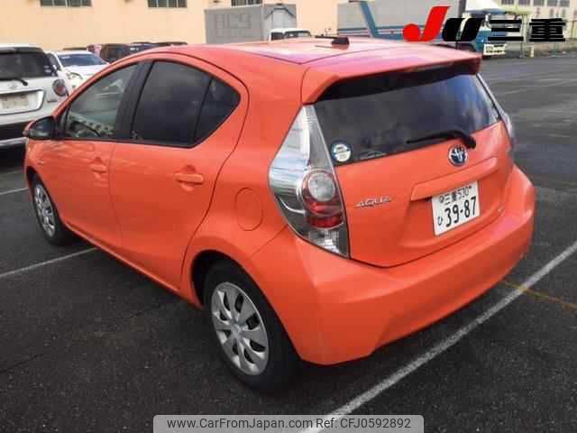 toyota aqua 2012 -TOYOTA 【三重 530ﾋ3987】--AQUA NHP10--2103518---TOYOTA 【三重 530ﾋ3987】--AQUA NHP10--2103518- image 2