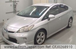 toyota prius 2013 -TOYOTA--Prius ZVW30-5689762---TOYOTA--Prius ZVW30-5689762-