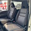 nissan serena 2019 41 image 10