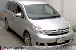 toyota isis 2013 CFJ1877022