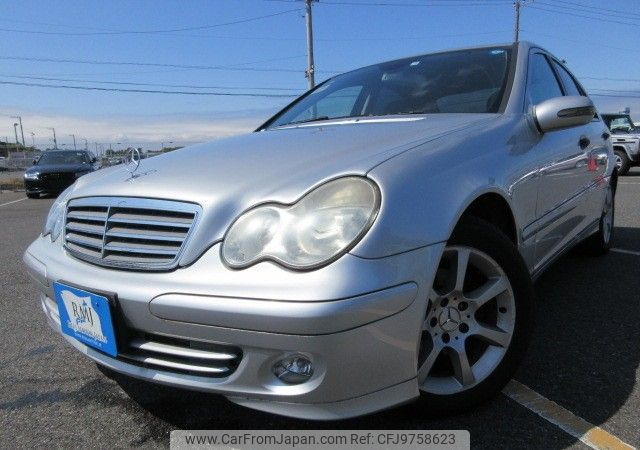 mercedes-benz c-class 2005 REALMOTOR_Y2024040396F-12 image 1
