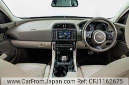jaguar xe 2016 GOO_JP_965025051800207980002