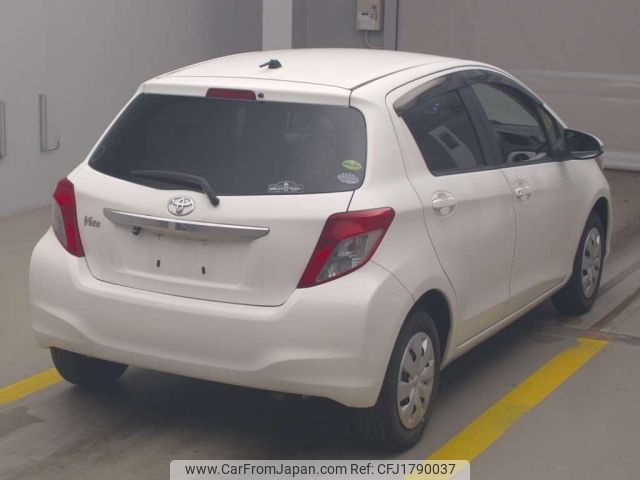 toyota vitz 2014 CFJ1790037 image 2