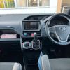 toyota noah 2019 -TOYOTA--Noah DBA-ZRR85W--ZRR85-0122029---TOYOTA--Noah DBA-ZRR85W--ZRR85-0122029- image 17