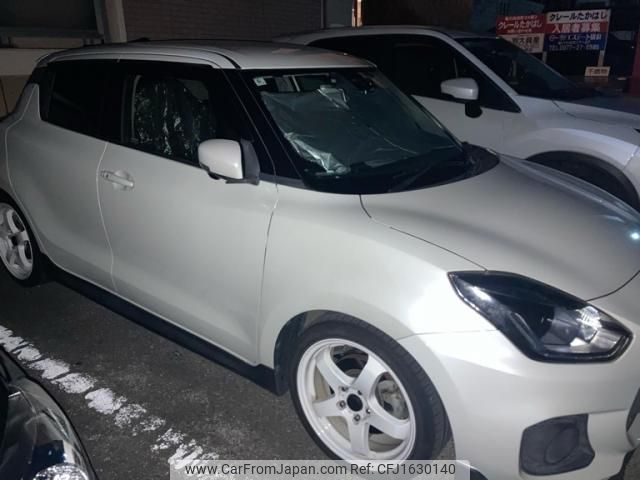 suzuki swift 2018 CFJ1630140 image 1