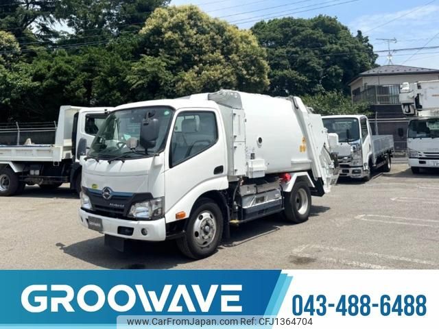 hino dutro 2017 GOO_NET_EXCHANGE_0541786A30250701W001 image 1