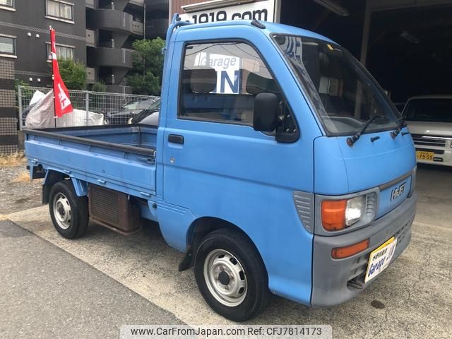 daihatsu-hijet-truck-1995-4968-car_69babb3a-c5eb-4f25-ade1-966d1ea8d197