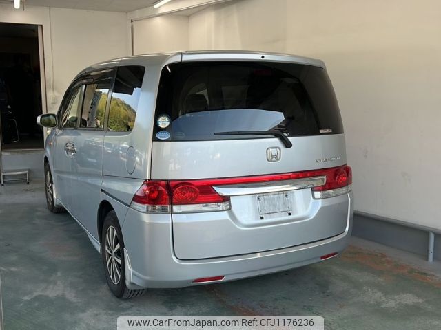 honda stepwagon 2006 -HONDA--Stepwgn RG1-1079961---HONDA--Stepwgn RG1-1079961- image 2