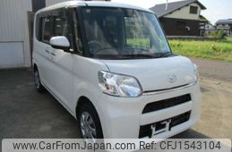 daihatsu tanto 2018 CFJ1543104