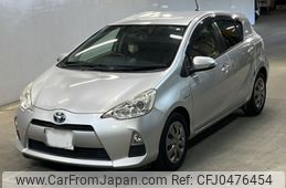 toyota aqua 2012 -TOYOTA 【神戸 557ち101】--AQUA NHP10-6098478---TOYOTA 【神戸 557ち101】--AQUA NHP10-6098478-