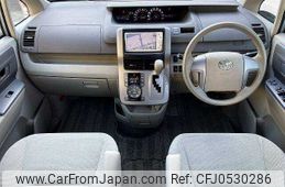 toyota noah 2009 504928-926561