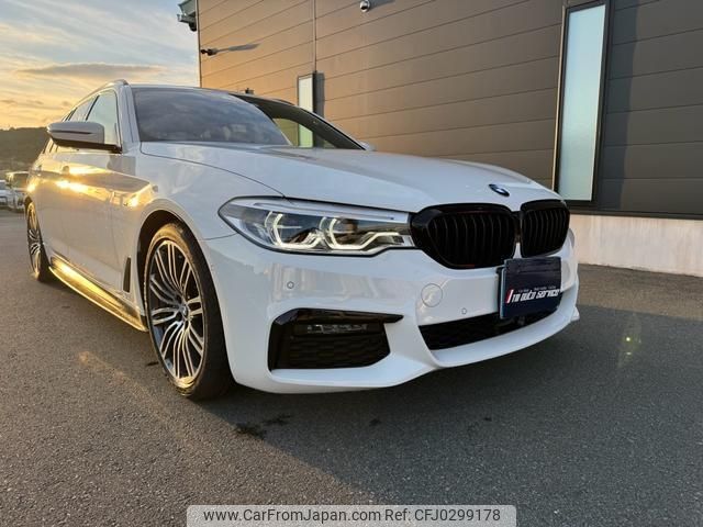 bmw 5-series 2019 quick_quick_JM20_WBAJM72090BM91829 image 1