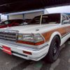 nissan gloria-wagon 1992 CFJ1881561 image 1