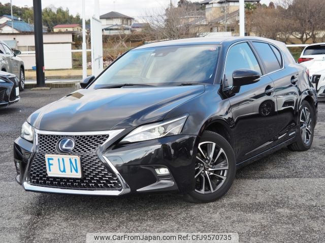 lexus ct 2018 -LEXUS--Lexus CT DAA-ZWA10--ZWA10-2326818---LEXUS--Lexus CT DAA-ZWA10--ZWA10-2326818- image 1