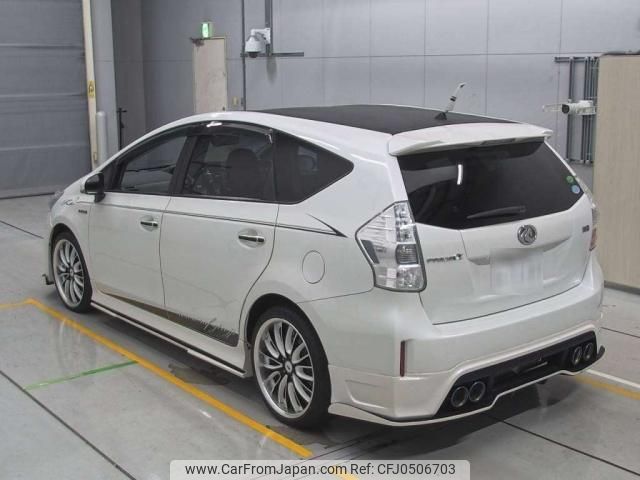 toyota prius-α 2014 quick_quick_DAA-ZVW41W_0008866 image 2