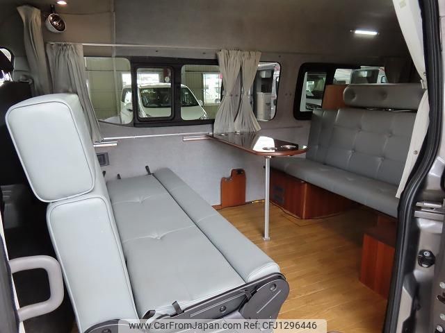 nissan nv350-caravan-van 2014 GOO_JP_700040301030250613002 image 2