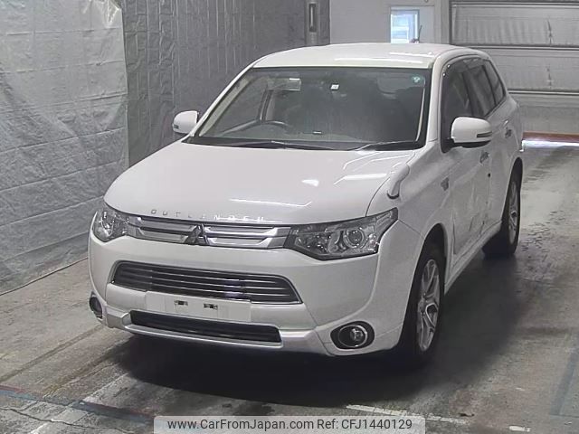 mitsubishi outlander-phev 2014 CFJ1440129 image 1