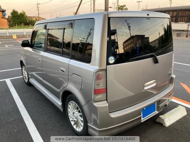 toyota bb 2000 CFJ1616400 image 2