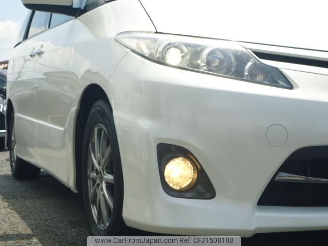 toyota estima 2010 CFJ1508198 image 1