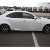 lexus is 2019 CFJ1652319 image 11