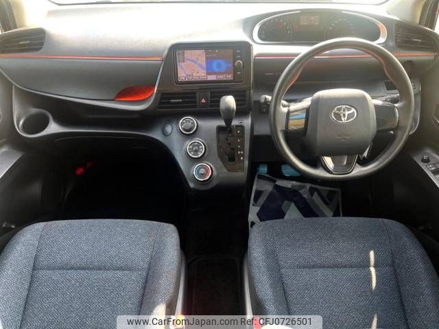 toyota sienta 2017 -TOYOTA--Sienta DBA-NSP170G--NSP170-7138685---TOYOTA--Sienta DBA-NSP170G--NSP170-7138685- image 2