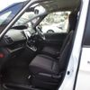nissan serena 2017 CFJ1682164 image 9