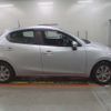 mazda demio 2020 CFJ1852372 image 8