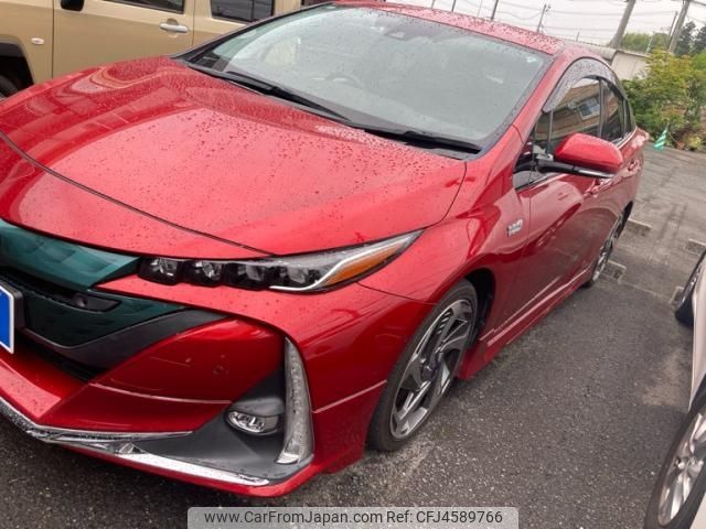 toyota prius-phv 2017 -TOYOTA--Prius PHV DLA-ZVW52--ZVW52-3025900---TOYOTA--Prius PHV DLA-ZVW52--ZVW52-3025900- image 2