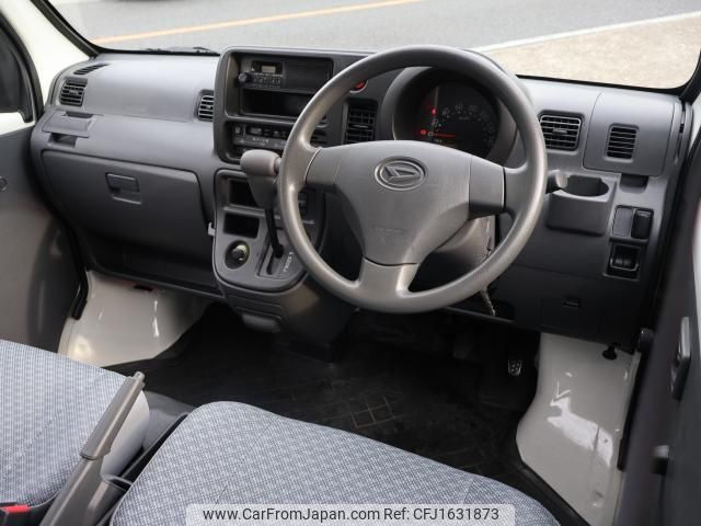 daihatsu hijet-cargo 2013 CFJ1631873 image 2