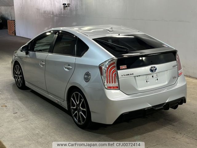 toyota prius 2013 -TOYOTA--Prius ZVW30-5647360---TOYOTA--Prius ZVW30-5647360- image 2