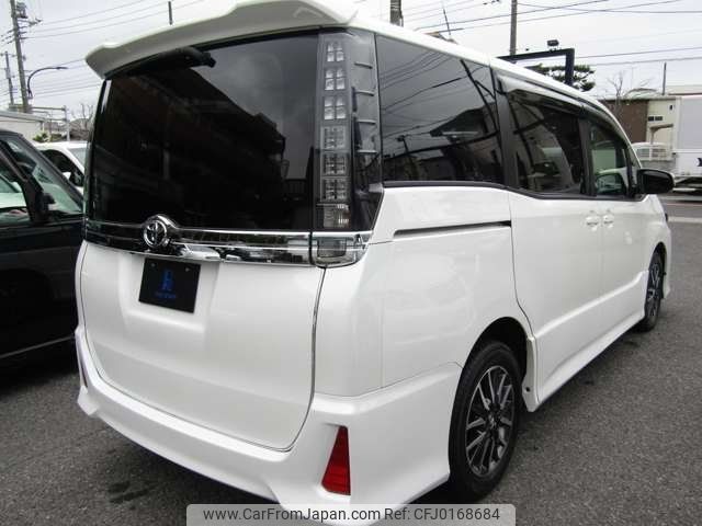 toyota voxy 2014 -TOYOTA--Voxy ZRR80W--0010732---TOYOTA--Voxy ZRR80W--0010732- image 2