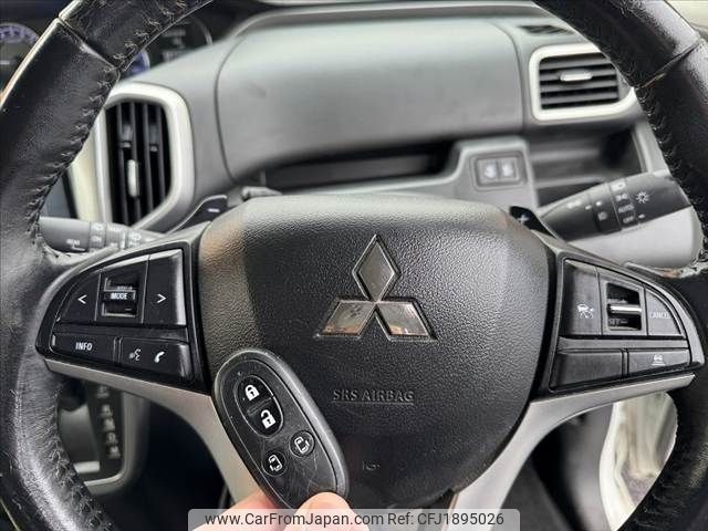 mitsubishi delica-d2 2018 CFJ1895026 image 2