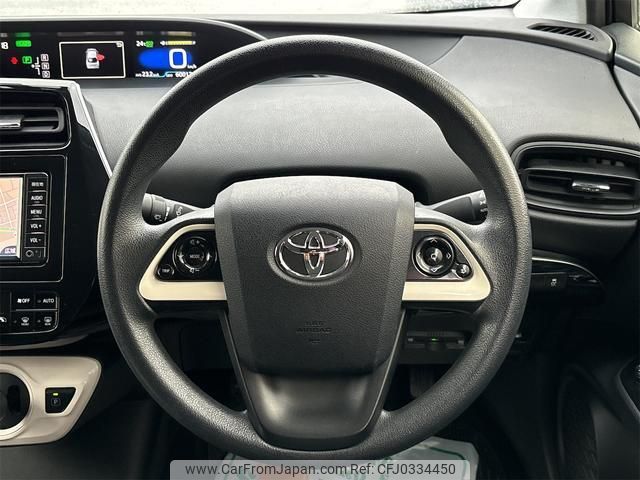 toyota prius 2017 quick_quick_ZVW51_ZVW51-8041411 image 2