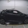 toyota c-hr 2017 CFJ1837640 image 8