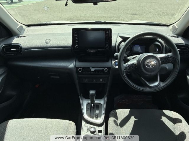 toyota yaris-cross 2021 CFJ1600820 image 2