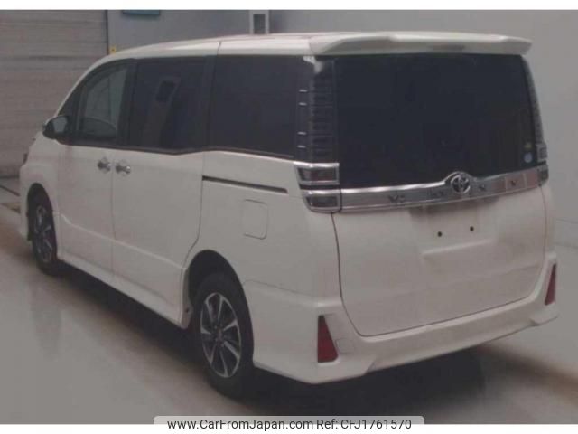 toyota voxy 2018 CFJ1761570 image 2
