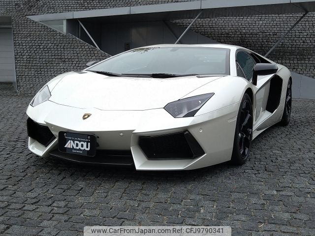 lamborghini aventador 2011 -LAMBORGHINI--ﾗﾝﾎﾞﾙｷﾞｰﾆｱｳﾞｪﾝﾀﾄﾞｰﾙ ABA-47L539--ZHWEC1474CLA00445---LAMBORGHINI--ﾗﾝﾎﾞﾙｷﾞｰﾆｱｳﾞｪﾝﾀﾄﾞｰﾙ ABA-47L539--ZHWEC1474CLA00445- image 2