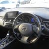 toyota c-hr 2018 quick_quick_DAA-ZYX10_ZYX10-2156407 image 3