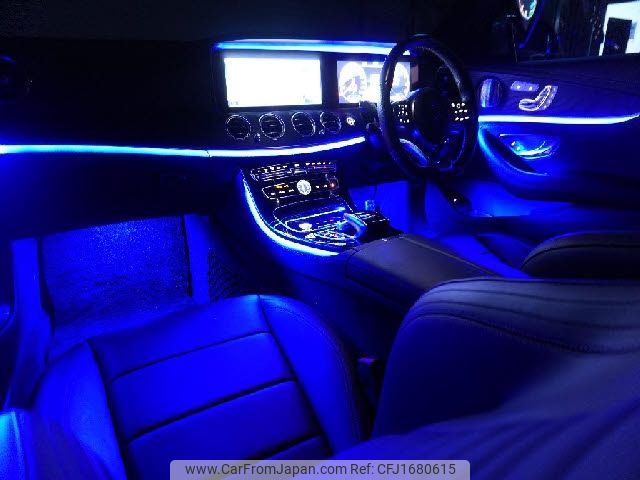 mercedes-benz e-class-station-wagon 2019 CFJ1680615 image 2