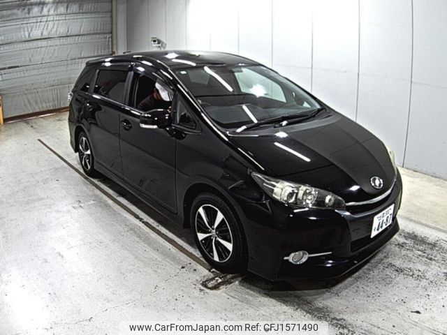 toyota wish 2013 CFJ1571490 image 1