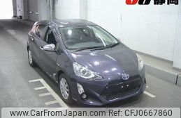 toyota aqua 2015 -TOYOTA--AQUA NHP10-2486196---TOYOTA--AQUA NHP10-2486196-