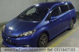 toyota wish 2013 CFJ1847103
