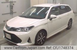 toyota corolla-fielder 2018 CFJ1748374