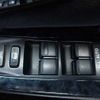 toyota crown 2004 646828-N2025040236F-24 image 26