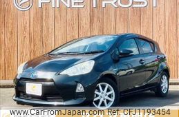 toyota aqua 2013 -TOYOTA--AQUA DAA-NHP10--NHP10-2222336---TOYOTA--AQUA DAA-NHP10--NHP10-2222336-