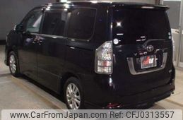 toyota voxy 2010 TE833