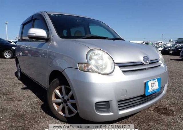 toyota sienta 2007 CFJ1891717 image 1