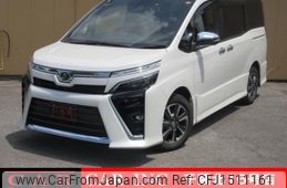 toyota voxy 2018 CFJ1511161
