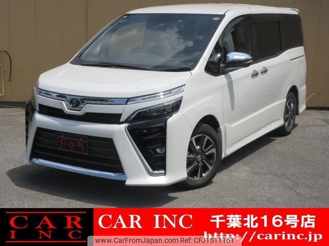 toyota voxy 2018 CFJ1511161 image 1